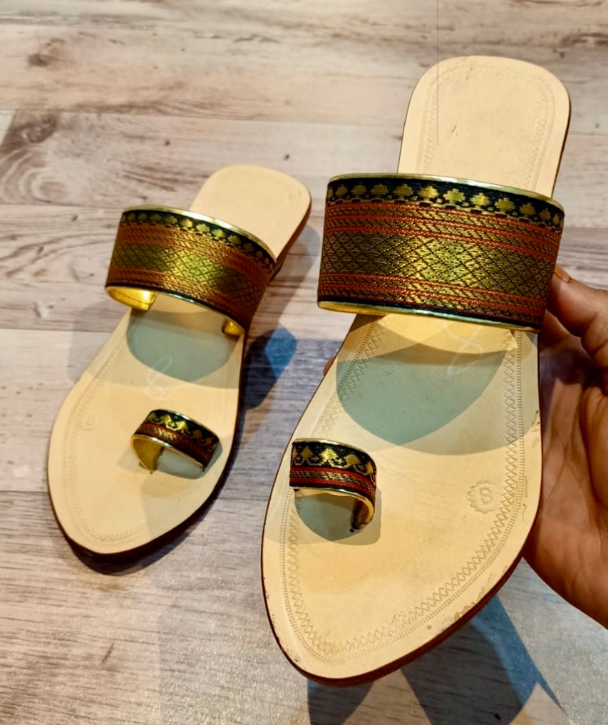 Handcrafted Kolhapuri Flats with Traditional Zari Design – Ethnic Footwear